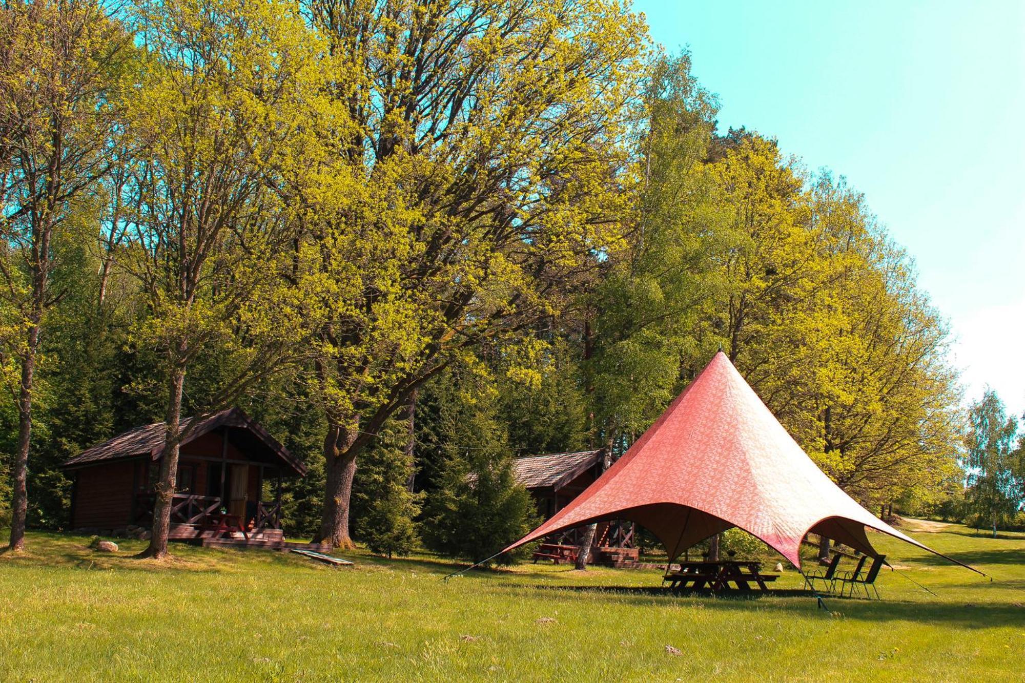 Kempings Lejasbisenieki Campsite Turaida